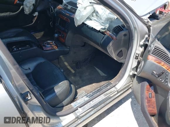 ✅ 2004 Mercedes-Benz S 55 AMG • VIN: WDBNG74J54A392503 • Lot: 42657006. Listed on IAAI with 141,707 mi. Free auction sales archive from the USA and detailed vehicle history report at DreamBid. Image 5.