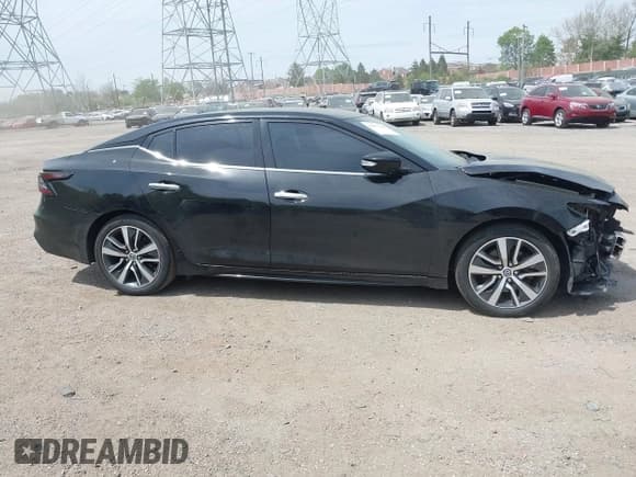 ✅ 2020 Nissan Maxima SV • VIN: 1N4AA6CV9LC363529 • Lot: 42076208. Listed on IAAI with 133,913 mi. Free auction sales archive from the USA and detailed vehicle history report at DreamBid. Image 14.