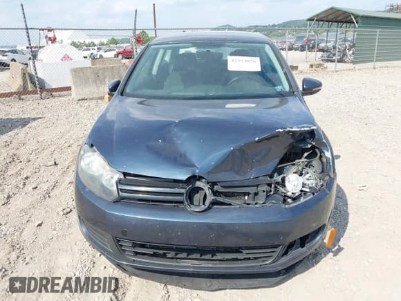 ✅ 2011 Volkswagen Golf • VIN: WVWAB7AJ8BW237155 • Lot: 42924826. Listed on IAAI with 149,268 mi. Free auction sales archive from the USA and detailed vehicle history report at DreamBid. Image 6.