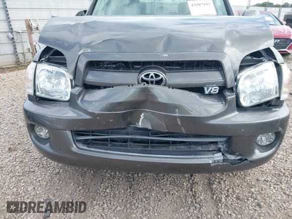 ✅ 2007 Toyota Sequoia SR5 • VIN: 5TDZT34AX7S287597 • Lot: 43387197. Listed on IAAI with 177,226 mi. Free auction sales archive from the USA and detailed vehicle history report at DreamBid. Image 6.