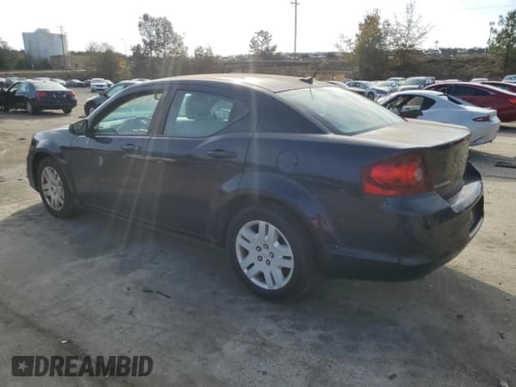 ✅ 2012 Dodge Avenger SE • VIN: 1C3CDZAB7CN311930 • Lot: 82702544. Wystawiony na Copart z przebiegiem 191 132 mil. Bezpłatny archiwum sprzedaży aukcyjnych z USA i szczegółowy raport historii pojazdu na DreamBid. Zdjęcie 2.