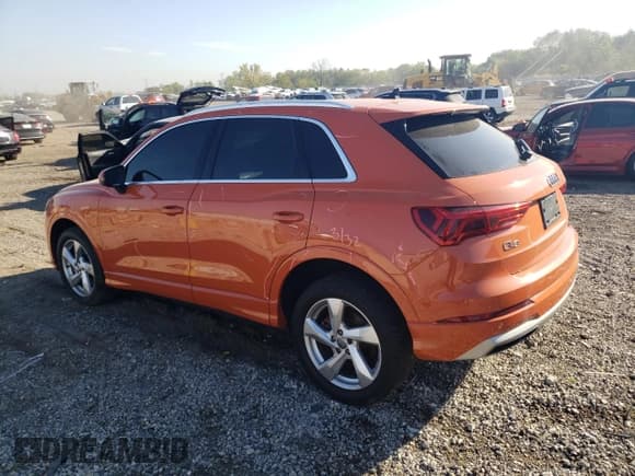 ✅ 2019 Audi Q3 Premium • VIN: WA1AECF31K1078593 • Lot: 81850295. Wystawiony na Copart z przebiegiem 64 460 mil. Bezpłatny archiwum sprzedaży aukcyjnych z USA i szczegółowy raport historii pojazdu na DreamBid. Zdjęcie 2.
