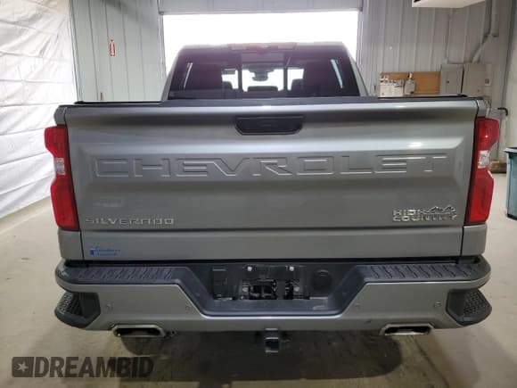 ✅ 2025 Chevrolet Silverado 1500 • VIN: 2GCUKJED2S1143083 • Лот: 51481295. Опубликован ранее на Copart с пробегом 4 305 миль. Бесплатный доступ к архиву аукционных продаж из США и подробный отчёт об истории автомобиля на DreamBid. Изображение 6.