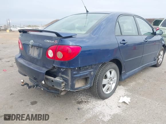 ✅ 2006 Toyota Corolla CE • VIN: 1NXBR32E66Z598858 • Lot: 43253046. Wystawiony na IAAI z przebiegiem 299 999 mil. Bezpłatny archiwum sprzedaży aukcyjnych z USA i szczegółowy raport historii pojazdu na DreamBid. Zdjęcie 6.