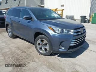 ✅ 2018 Toyota Highlander Limited • VIN: 5TDDZRFH1JS828615 • Lot: 41796438. Wystawiony na IAAI z przebiegiem 186 302 mil. Bezpłatny archiwum sprzedaży aukcyjnych z USA i szczegółowy raport historii pojazdu na DreamBid. Zdjęcie 1.