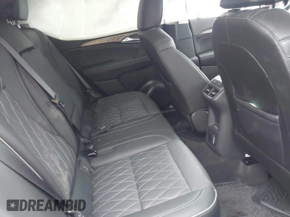 ✅ 2023 Buick Envision Avenir • VIN: LRBFZRR48PD149963 • Lot: 41431278. Wystawiony na IAAI z przebiegiem 15 133 mil. Bezpłatny archiwum sprzedaży aukcyjnych z USA i szczegółowy raport historii pojazdu na DreamBid. Zdjęcie 8.