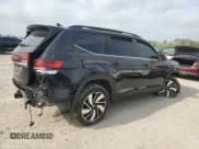 ✅ 2024 Volkswagen Atlas SE • VIN: 1V2JR2CA1RC579584 • Lot: 51906295. Listed on Copart with 12,746 mi. Free auction sales archive from the USA and detailed vehicle history report at DreamBid. Image 3.