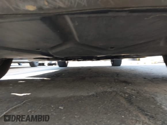 ✅ 2007 Mercedes-Benz R 3.5L • VIN: 4JGCB65EX7A049642 • Lot: 41868128. Listed on IAAI with 145,587 mi. Free auction sales archive from the USA and detailed vehicle history report at DreamBid. Image 12.