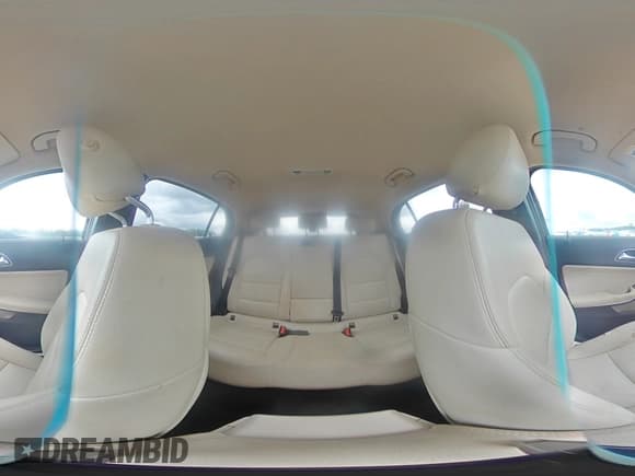 ✅ 2015 Mercedes-Benz GLA 250 • VIN: WDCTG4EB1FJ181357 • Lot: 83949335. Listed on Copart with 117,168 mi. Free auction sales archive from the USA and detailed vehicle history report at DreamBid. Image 15.