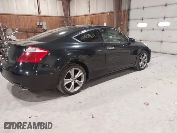 ✅ 2011 Honda Accord EX-L • VIN: 1HGCS2B81BA007057 • Лот: 43596126. Опубликован ранее на IAAI с пробегом 191 345 миль. Бесплатный доступ к архиву аукционных продаж из США и подробный отчёт об истории автомобиля на DreamBid. Изображение 4.