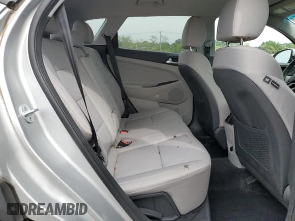 ✅ 2020 Hyundai Tucson Sport • VIN: KM8J3CAL2LU270359 • Lot: 81923605. Wystawiony na Copart z przebiegiem 37 085 mil. Bezpłatny archiwum sprzedaży aukcyjnych z USA i szczegółowy raport historii pojazdu na DreamBid. Zdjęcie 11.