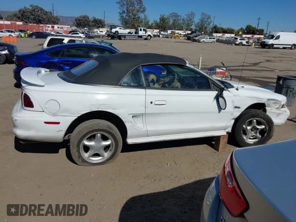✅ 1997 Ford Mustang GT • VIN: 1FALP45X0VF155969 • Лот: 43033674. Опубликован ранее на IAAI с пробегом 122 613 миль. Бесплатный доступ к архиву аукционных продаж из США и подробный отчёт об истории автомобиля на DreamBid. Изображение 14.