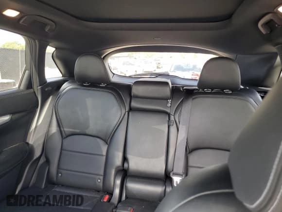 ✅ 2020 Infiniti QX50 Essential • VIN: 3PCAJ5M33LF120805 • Лот: 65342695. Опубликован ранее на Copart с пробегом 45 640 миль. Бесплатный доступ к архиву аукционных продаж из США и подробный отчёт об истории автомобиля на DreamBid. Изображение 10.