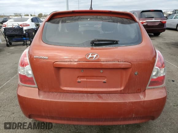✅ 2008 Hyundai Accent SE • VIN: KMHCN36C48U058968 • Лот: 79234444. Опубликован ранее на Copart с пробегом 167 820 миль. Бесплатный доступ к архиву аукционных продаж из США и подробный отчёт об истории автомобиля на DreamBid. Изображение 6.