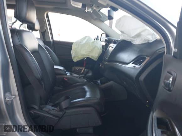 ✅ 2017 Dodge Journey Crossroad Plus • VIN: 3C4PDCGG8HT613733 • Lot: 42690152. Listed on IAAI with 97,256 mi. Free auction sales archive from the USA and detailed vehicle history report at DreamBid. Image 5.