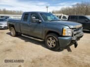 ✅ 2008 Chevrolet Silverado 1500 2LT • VIN: 2GCEC190081326449 • Lot: 49590565. Wystawiony na Copart z przebiegiem 309 997 mil. Bezpłatny archiwum sprzedaży aukcyjnych z USA i szczegółowy raport historii pojazdu na DreamBid. Zdjęcie 4.