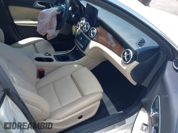 2017 Mercedes-Benz CLA 250 with VIN WDDSJ4EB0HN495604, listed as a IAAI auction lot 42728479 with 35,203 mi miles and . Bid and sale history available at DreamBid. Image 5.