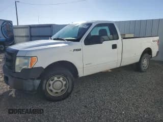✅ 2013 Ford F-150 XL • VIN: 1FTNF1ET8DKG11949 • Lot: 79066424. Listed on Copart with 327,773 mi. Free auction sales archive from the USA and detailed vehicle history report at DreamBid. Image 1.