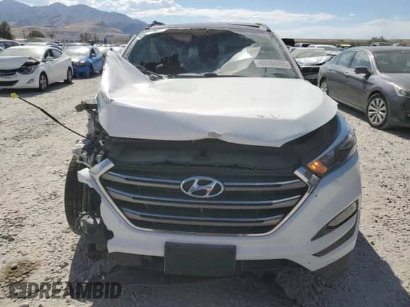 2016 Hyundai Tucson Limited z VIN KM8J3CA25GU116841, wystawiony jako Copart lot #68388095 z przebiegiem 106 242 mil mil oraz Czysty tytuł • Clean title. Historia ofert i sprzedaży dostępna na DreamBid. Obrazek 5.