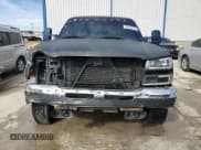 ✅ 2005 Chevrolet Silverado 1500 • VIN: 1GCEC19V35Z303987 • Лот: 44940115. Опубликован ранее на Copart с пробегом 256 414 миль. Бесплатный доступ к архиву аукционных продаж из США и подробный отчёт об истории автомобиля на DreamBid. Изображение 5.