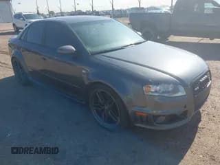 ✅ 2008 Audi RS 4 • VIN: WUADU78E18N901135 • Lot: 43120312. Wystawiony na IAAI z przebiegiem 129 454 mil. Bezpłatny archiwum sprzedaży aukcyjnych z USA i szczegółowy raport historii pojazdu na DreamBid. Zdjęcie 1.
