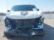 ✅ 2023 Chevrolet Express Cargo • VIN: 1GCWGAFPXP1258949 • Lot: 41790627. Wystawiony na IAAI z przebiegiem 23 518 mil. Bezpłatny archiwum sprzedaży aukcyjnych z USA i szczegółowy raport historii pojazdu na DreamBid. Zdjęcie 6.