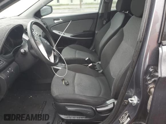 ✅ 2013 Hyundai Accent GS • VIN: KMHCT5AE9DU071235 • Лот: 75939134. Опубликован ранее на Copart с пробегом 143 149 миль. Бесплатный доступ к архиву аукционных продаж из США и подробный отчёт об истории автомобиля на DreamBid. Изображение 7.