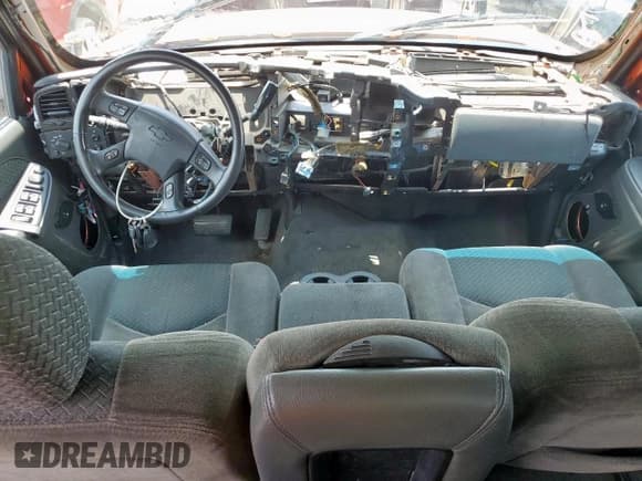 ✅ 2004 Chevrolet Avalanche Z66 • VIN: 3GNEC12TX4G317450 • Lot: 61911295. Listed on Copart with Not provided. Free auction sales archive from the USA and detailed vehicle history report at DreamBid. Image 8.