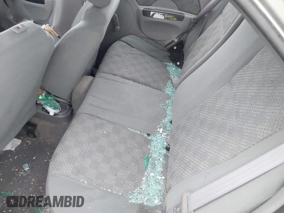 ✅ 2005 Chevrolet Aveo LS • VIN: KL1TD526X5B324267 • Lot: 41947906. Listed on IAAI with 180,204 mi. Free auction sales archive from the USA and detailed vehicle history report at DreamBid. Image 8.