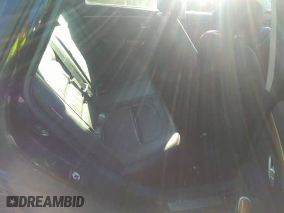 2007 Hyundai Azera SE с VIN KMHFC46F57A155356, выставлен на аукционе IAAI как лот 39429413 с пробегом 146 313 миль миль и . История ставок и продаж доступна на DreamBid. Изображение 8.