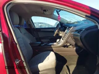 ✅ 2016 Ford Fusion S • VIN: 3FA6P0G73GR252530 • Лот: 43410466. Опубликован ранее на IAAI с пробегом 150 265 миль. Бесплатный доступ к архиву аукционных продаж из США и подробный отчёт об истории автомобиля на DreamBid. Изображение 5.