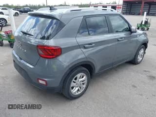 ✅ 2020 Hyundai Venue SEL • VIN: KMHRC8A36LU035740 • Lot: 42147822. Listed on IAAI with 31,237 mi. Free auction sales archive from the USA and detailed vehicle history report at DreamBid. Image 4.