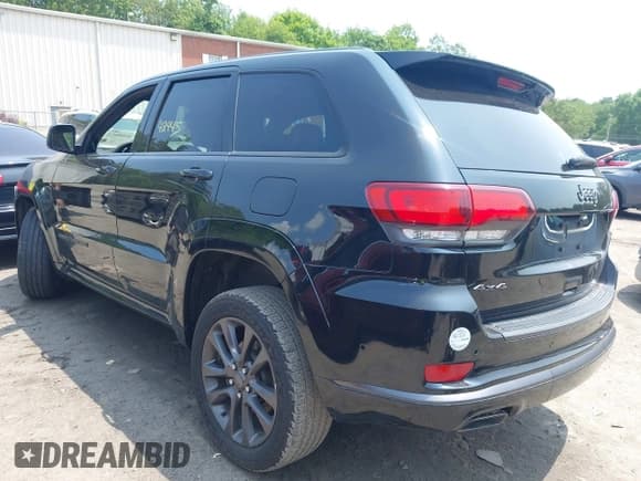 ✅ 2018 Jeep Grand Cherokee High Altitude • VIN: 1C4RJFCT5JC399050 • Лот: 42445613. Опубликован ранее на IAAI с пробегом 77 348 миль. Бесплатный доступ к архиву аукционных продаж из США и подробный отчёт об истории автомобиля на DreamBid. Изображение 3.