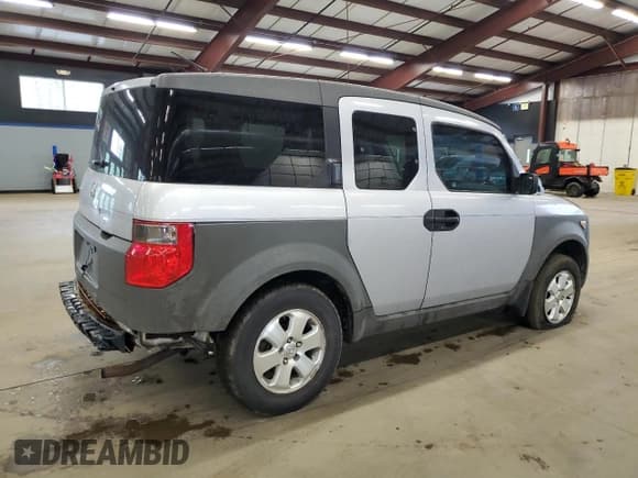 ✅ 2003 Honda Element DX • VIN: 5J6YH28253L005902 • Lot: 55800455. Listed on Copart with 236,939 mi. Free auction sales archive from the USA and detailed vehicle history report at DreamBid. Image 3.