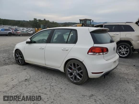 ✅ 2013 Volkswagen Golf GTI Autobahn • VIN: WVWGD7AJ0DW137140 • Lot: 84198655. Wystawiony na Copart z przebiegiem 147 001 mil. Bezpłatny archiwum sprzedaży aukcyjnych z USA i szczegółowy raport historii pojazdu na DreamBid. Zdjęcie 2.