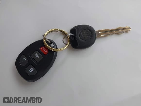 ✅ 2005 Buick LaCrosse CX • VIN: 2G4WC532251314462 • Lot: 42461017. Listed on IAAI with 109,082 mi. Free auction sales archive from the USA and detailed vehicle history report at DreamBid. Image 11.