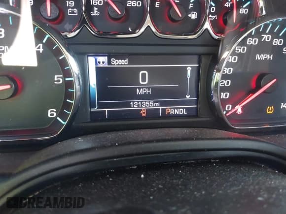 ✅ 2017 Chevrolet Suburban LS • VIN: 1GNSCGKC1HR255867 • Lot: 42743684. Wystawiony na IAAI z przebiegiem 121 355 mil. Bezpłatny archiwum sprzedaży aukcyjnych z USA i szczegółowy raport historii pojazdu na DreamBid. Zdjęcie 7.