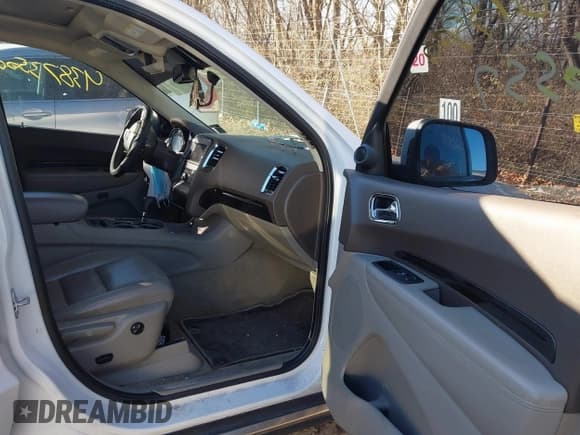 ✅ 2013 Dodge Durango Crew • VIN: 1C4RDJDG4DC665092 • Lot: 43873500. Listed on IAAI with 141,905 mi. Free auction sales archive from the USA and detailed vehicle history report at DreamBid. Image 5.