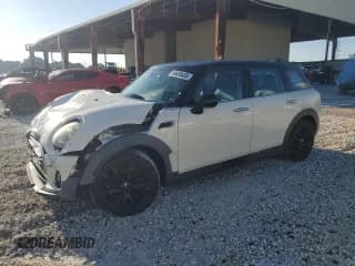 ✅ 2017 MINI Clubman Cooper • VIN: WMWLN5C58H2E32211 • Lot: 69659435. Wystawiony na Copart z przebiegiem 45 175 mil. Bezpłatny archiwum sprzedaży aukcyjnych z USA i szczegółowy raport historii pojazdu na DreamBid. Zdjęcie 1.