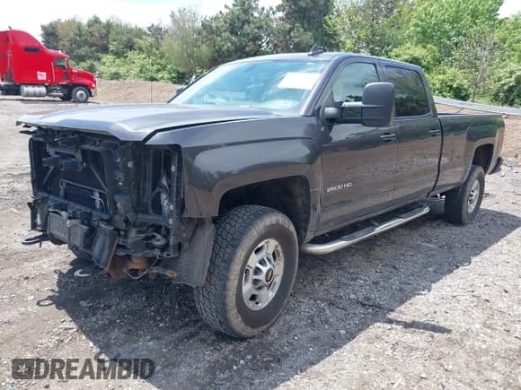 ✅ 2015 Chevrolet Silverado 2500HD LT • VIN: 1GC1KVE82FF572185 • Lot: 42207194. Listed on IAAI with 245,109 mi. Free auction sales archive from the USA and detailed vehicle history report at DreamBid. Image 2.