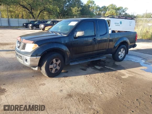 ✅ 2007 Nissan Frontier SE • VIN: 1N6AD06U97C449525 • Lot: 43406911. Listed on IAAI with 229,681 mi. Free auction sales archive from the USA and detailed vehicle history report at DreamBid. Image 2.