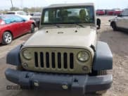 ✅ 2017 Jeep Wrangler Unlimited Sport • VIN: 1C4BJWDG8HL735996 • Lot: 43560337. Wystawiony na IAAI z przebiegiem 100 384 mil. Bezpłatny archiwum sprzedaży aukcyjnych z USA i szczegółowy raport historii pojazdu na DreamBid. Zdjęcie 12.