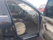 ✅ 2013 Audi Q5 Premium Plus • VIN: WA1LFAFP3DA100836 • Lot: 43663822. Wystawiony na IAAI z przebiegiem 92 983 mil. Bezpłatny archiwum sprzedaży aukcyjnych z USA i szczegółowy raport historii pojazdu na DreamBid. Zdjęcie 5.