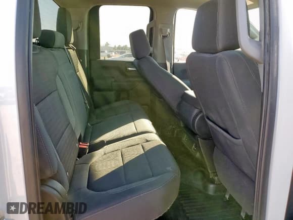 ✅ 2023 Chevrolet Silverado 2500HD Work Truck • VIN: 1GC5YLE70PF208991 • Lot: 86257655. Wystawiony na Copart z przebiegiem 84 392 mil. Bezpłatny archiwum sprzedaży aukcyjnych z USA i szczegółowy raport historii pojazdu na DreamBid. Zdjęcie 6.