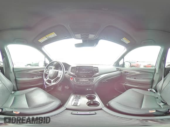 ✅ 2021 Honda Passport EX-L • VIN: 5FNYF7H58MB014097 • Lot: 69596985. Listed on Copart with 41,048 mi. Free auction sales archive from the USA and detailed vehicle history report at DreamBid. Image 15.