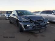 ✅ 2019 Tesla Model 3 Long Range • VIN: 5YJ3E1EB7KF386323 • Lot: 43551628. Wystawiony na IAAI z przebiegiem 103 673 mil. Bezpłatny archiwum sprzedaży aukcyjnych z USA i szczegółowy raport historii pojazdu na DreamBid. Zdjęcie 6.