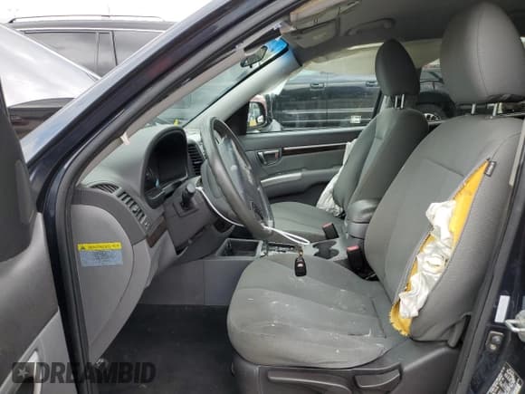 ✅ 2011 Hyundai Santa Fe GLS • VIN: 5XYZG3AB6BG001154 • Lot: 72213474. Listed on Copart with 149,954 mi. Free auction sales archive from the USA and detailed vehicle history report at DreamBid. Image 7.