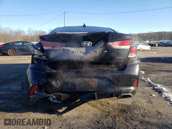 ✅ 2018 Hyundai Sonata Limited Plus • VIN: 5NPE34AB4JH721897 • Лот: 70402112. Опубликован ранее на Copart с пробегом 44 969 миль. Бесплатный доступ к архиву аукционных продаж из США и подробный отчёт об истории автомобиля на DreamBid. Изображение 6.