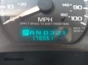 ✅ 2001 Chevrolet Silverado 1500 LS • VIN: 2GCEC19W311393346 • Lot: 43542557. Listed on IAAI with 178,061 mi. Free auction sales archive from the USA and detailed vehicle history report at DreamBid. Image 7.