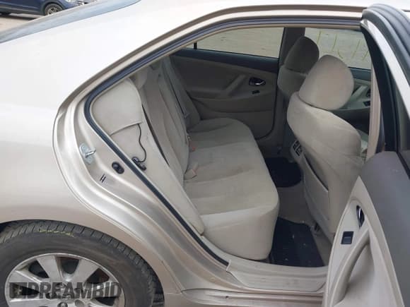 ✅ 2007 Toyota Camry • VIN: 4T1BB46K47U007969 • Lot: 43717517. Listed on IAAI with 228,606 mi. Free auction sales archive from the USA and detailed vehicle history report at DreamBid. Image 8.